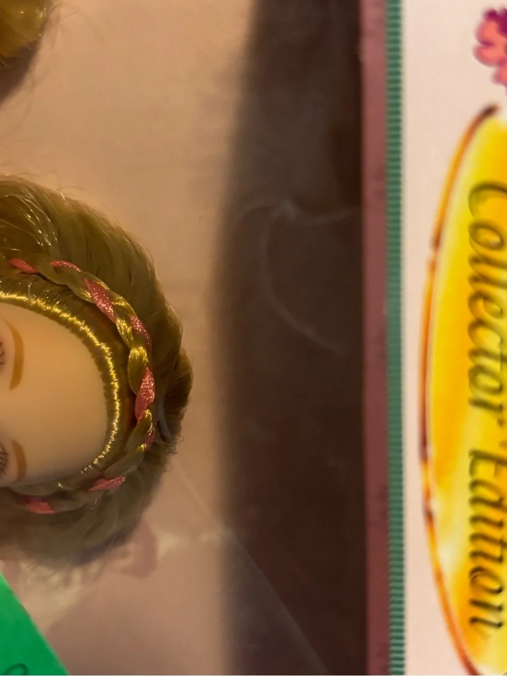 1998 Austrian Barbie. Dolls Around The World Collection. NRFB.